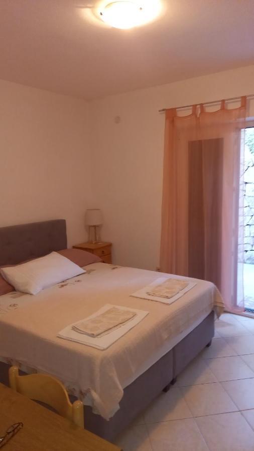 Apartmani Cosic Дуче Екстер'єр фото